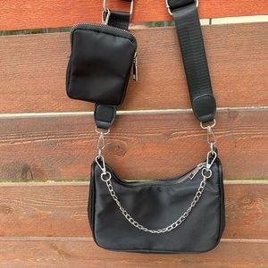 Black Nylon Crossbody 🖤